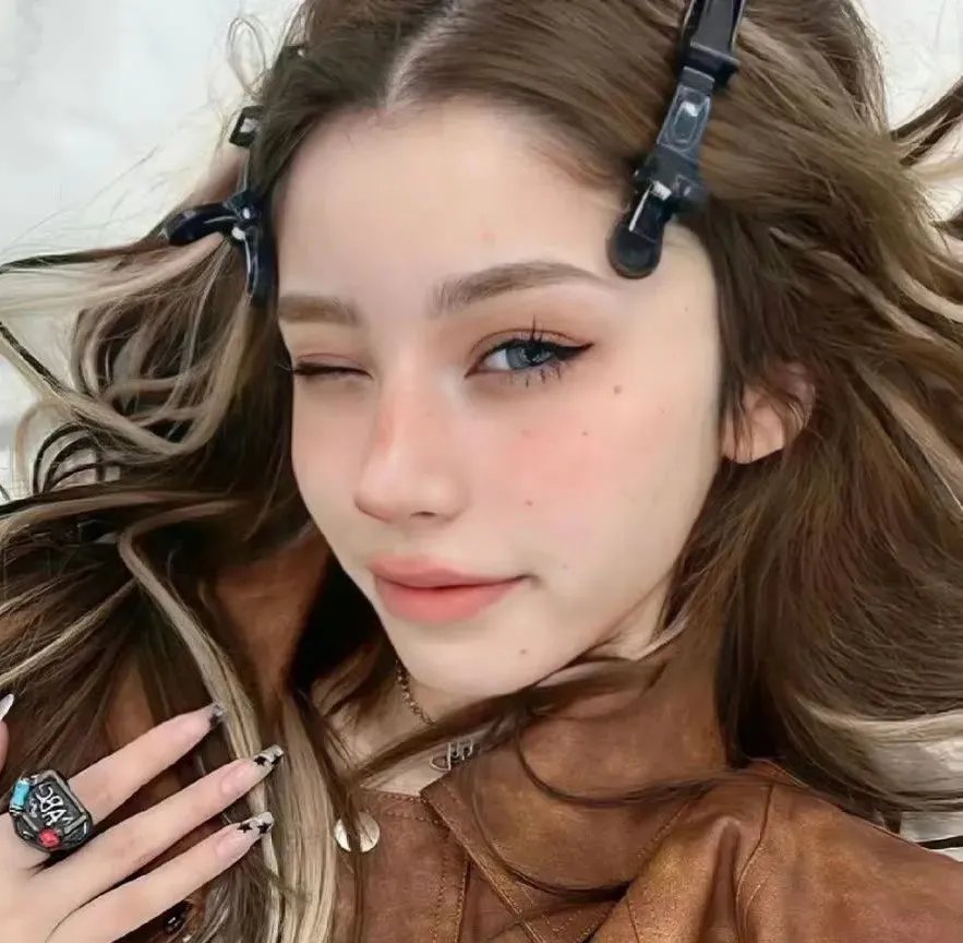 圣女之歌 封面