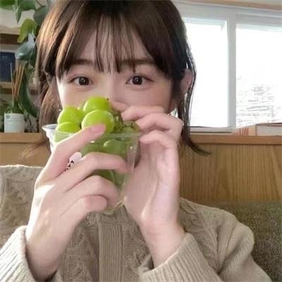 四季之春 封面